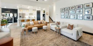 Formas creativas de incorporar muebles antiguos en los diseños